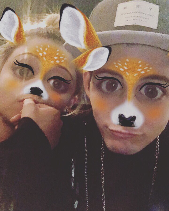 abdielmusica's tweet photo. @danellyhoyerofficial te extraño ❤ https://t.co/rd5aP6e12q