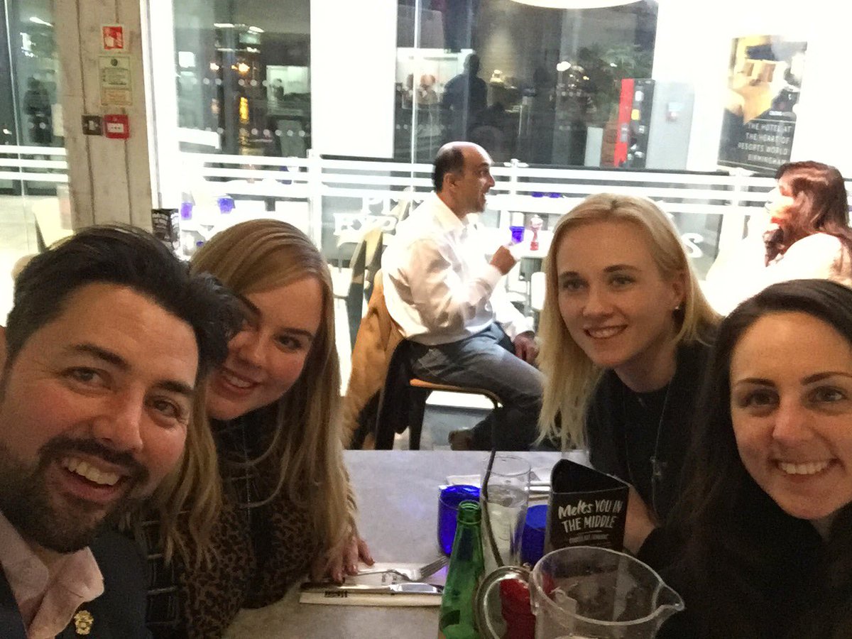 PeterNWong's tweet photo. Great day at the show with the A-Team at @JewelleryWatchB @PizzaExpress #reallove https://t.co/slcVuqCduN