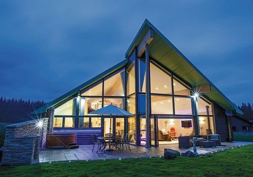 Louise1992C's tweet photo. Can't wait to stay here with the work girls for Janettes surprise 30th weekend away!! #kielder #plentyofalcohol #workfaves https://t.co/5xdKcKuXa1