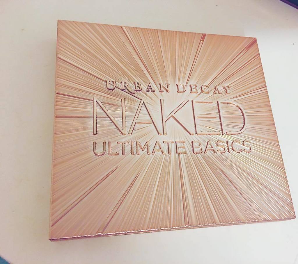 Grraceeee1's tweet photo. Newest addition to the family😍 #eyepallete #naked #urbandecay #nakedbasics #matte #makeup … https://t.co/6is4IGVrJP https://t.co/o6bUht5OZ0
