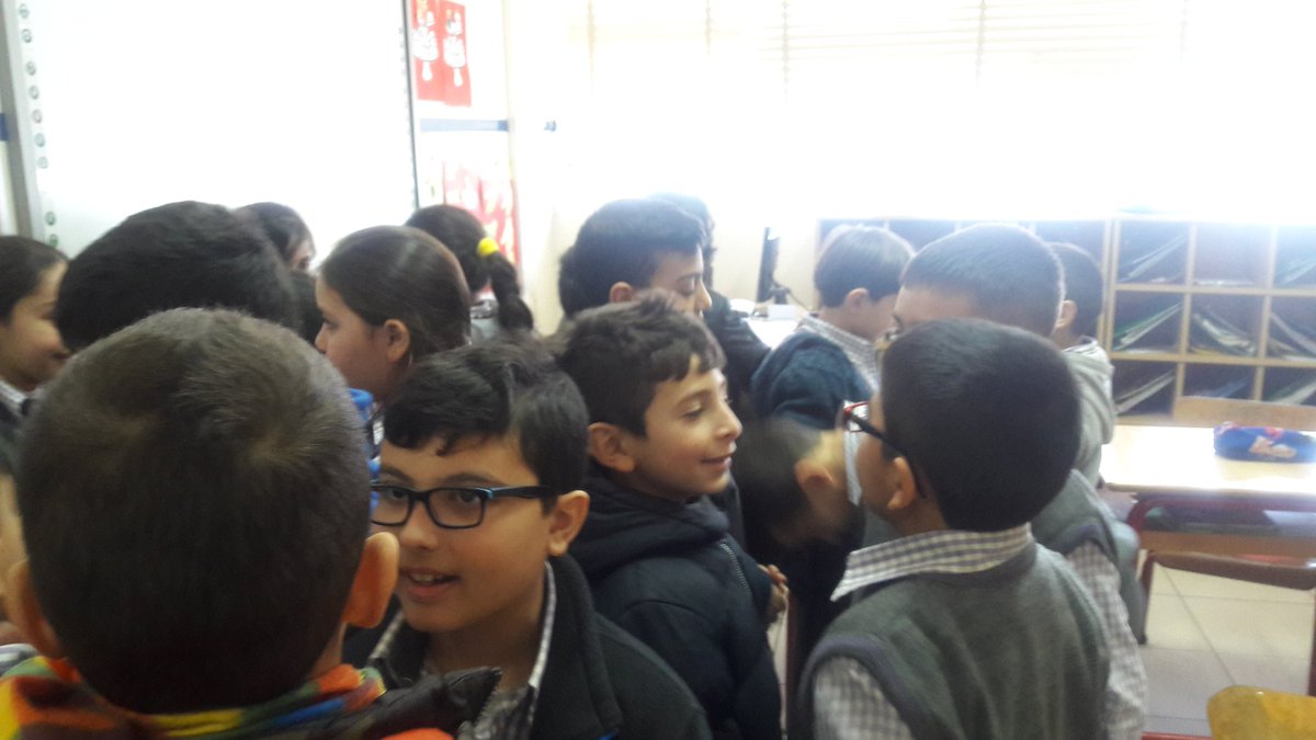 Humans everywhere have many rights
#Grade3 learners saying their rights and responsibilities
#inside&amp;outside activity
@DawhaHighSchool