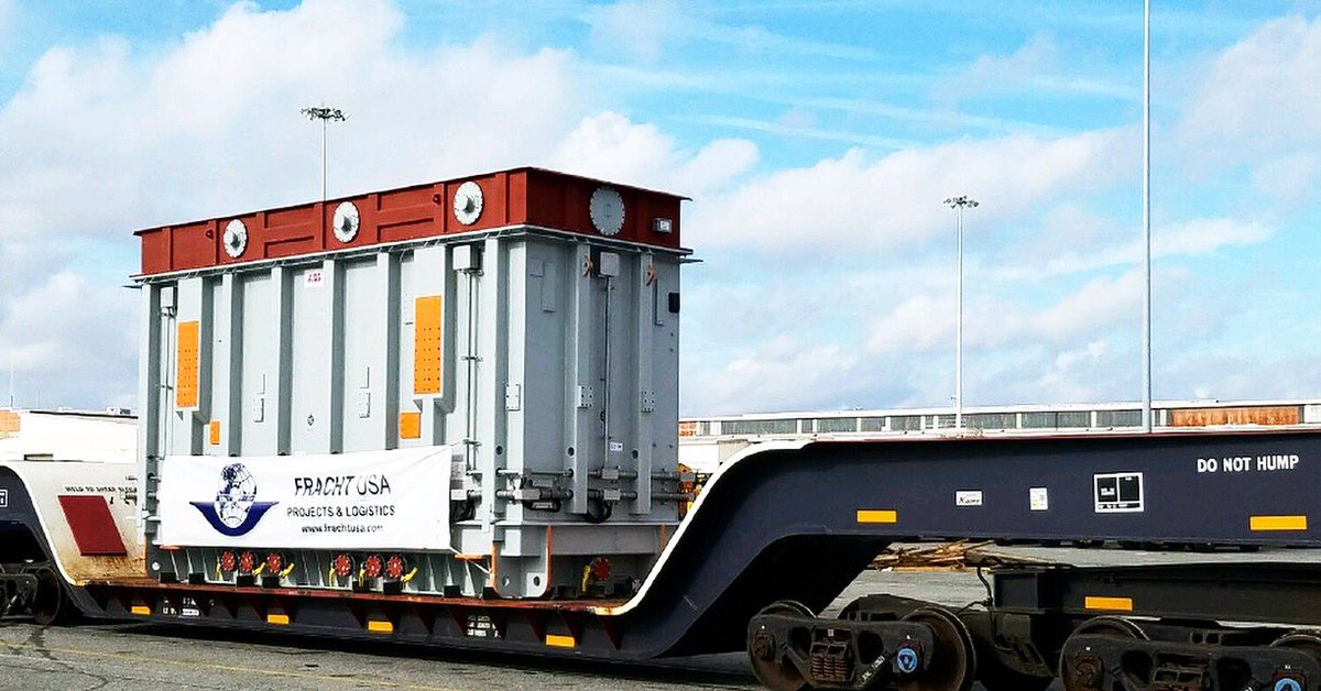 FrachtGroup's tweet photo. Fracht project and rail experts use our very own 16 axle rail car for the inland transportation of a transformer to savannah terminal. https://t.co/6mDcsDv51q