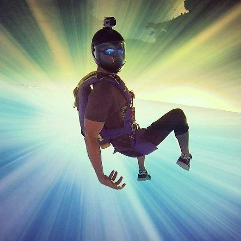 AkandoSkydiving's tweet photo. You'll turn out ordinary if you are not careful! Stay wild! #akando 📸@gonatienza https://t.co/vqm745057H https://t.co/tMArvVDNSD