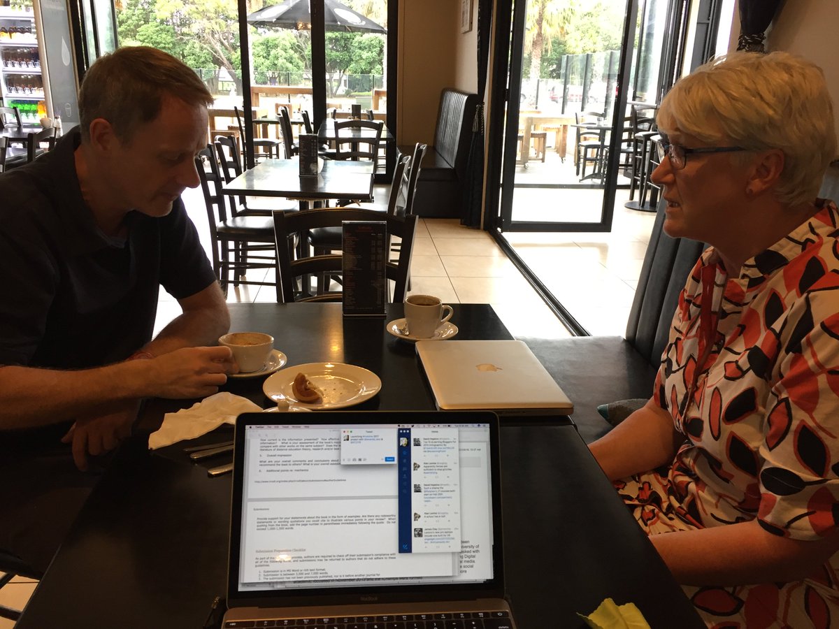 thomcochrane's tweet photo. Launching #mobime 2017 project with @amanda_lees & @ATZ119 Intersection of mobile, social media, wearables, and health studies https://t.co/bp0pYSWRk6