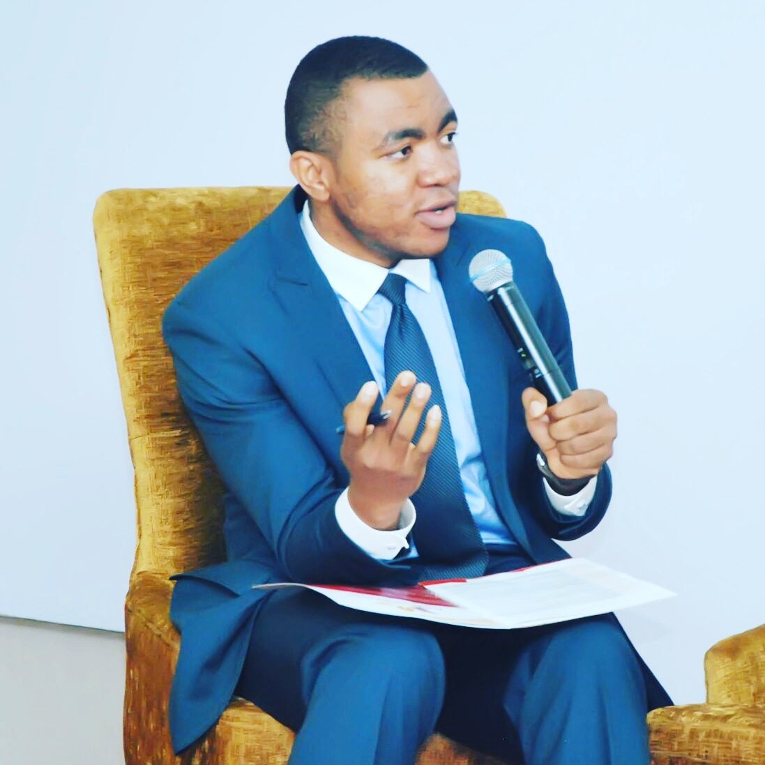 brianoji's tweet image. Trust in the Lord and do good :) Psa 37:3. #SimpleFormula