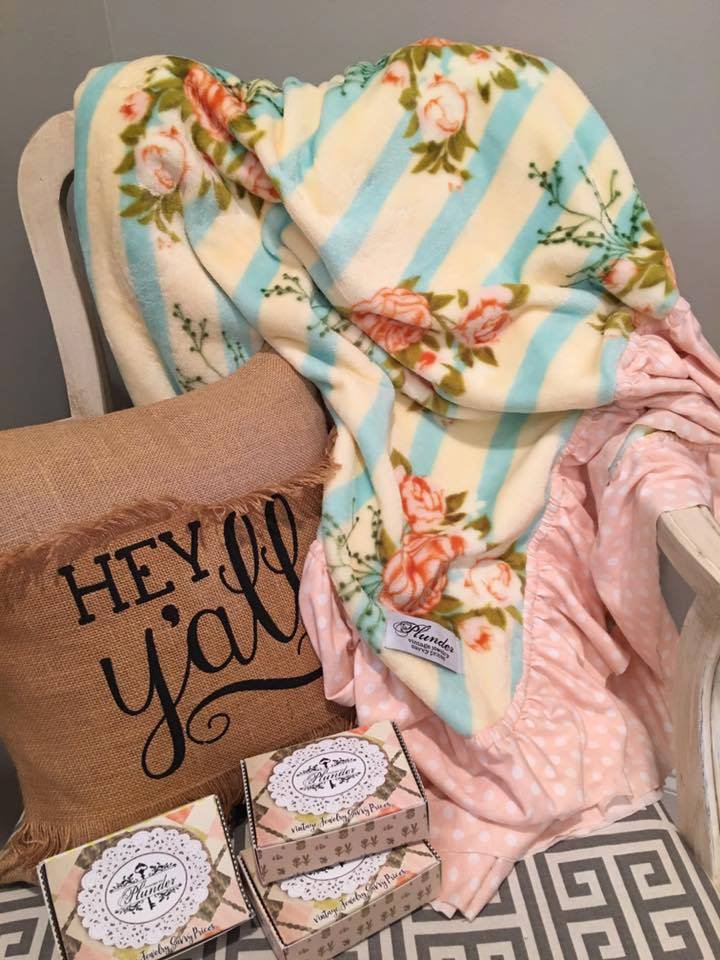 CassDellCrouch's tweet photo. Check out this awesome blanket!!! Ask me how to get one today!! https://t.co/eS1gK4uGiW