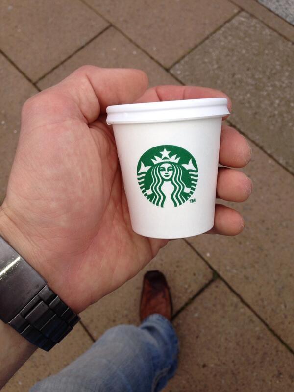 rorygardiner's tweet photo. 2016 was the year I finally hit my growth spurt.... #bighands #biggloves #starbucks https://t.co/27QhikNiMN