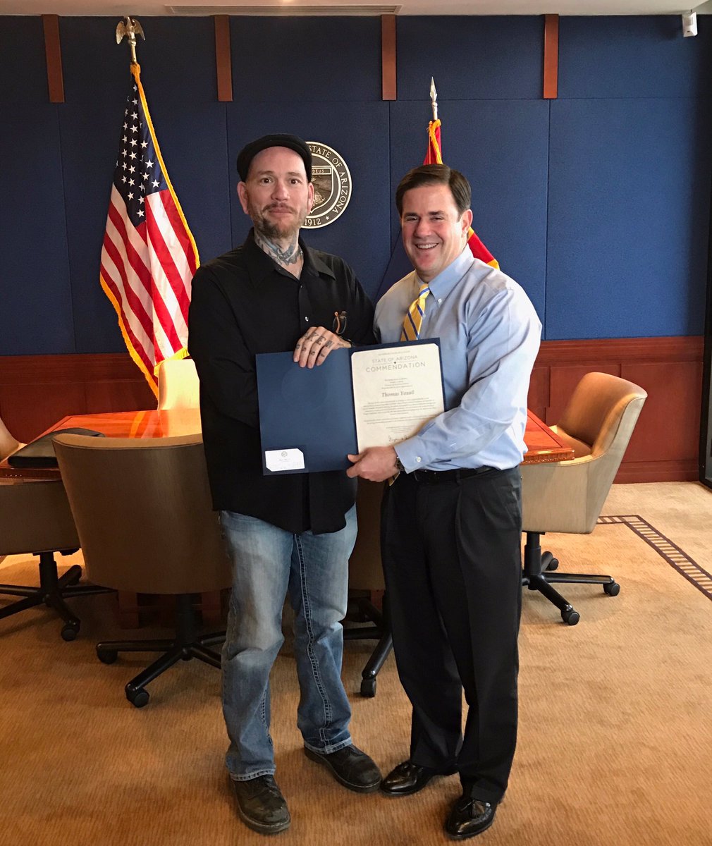DougDucey's tweet photo. Thomas Yoxall showed unbelievable bravery a few weeks ago. Today, we're proud to honor him. He's an inspiration. #hero https://t.co/hCotvFxaEK