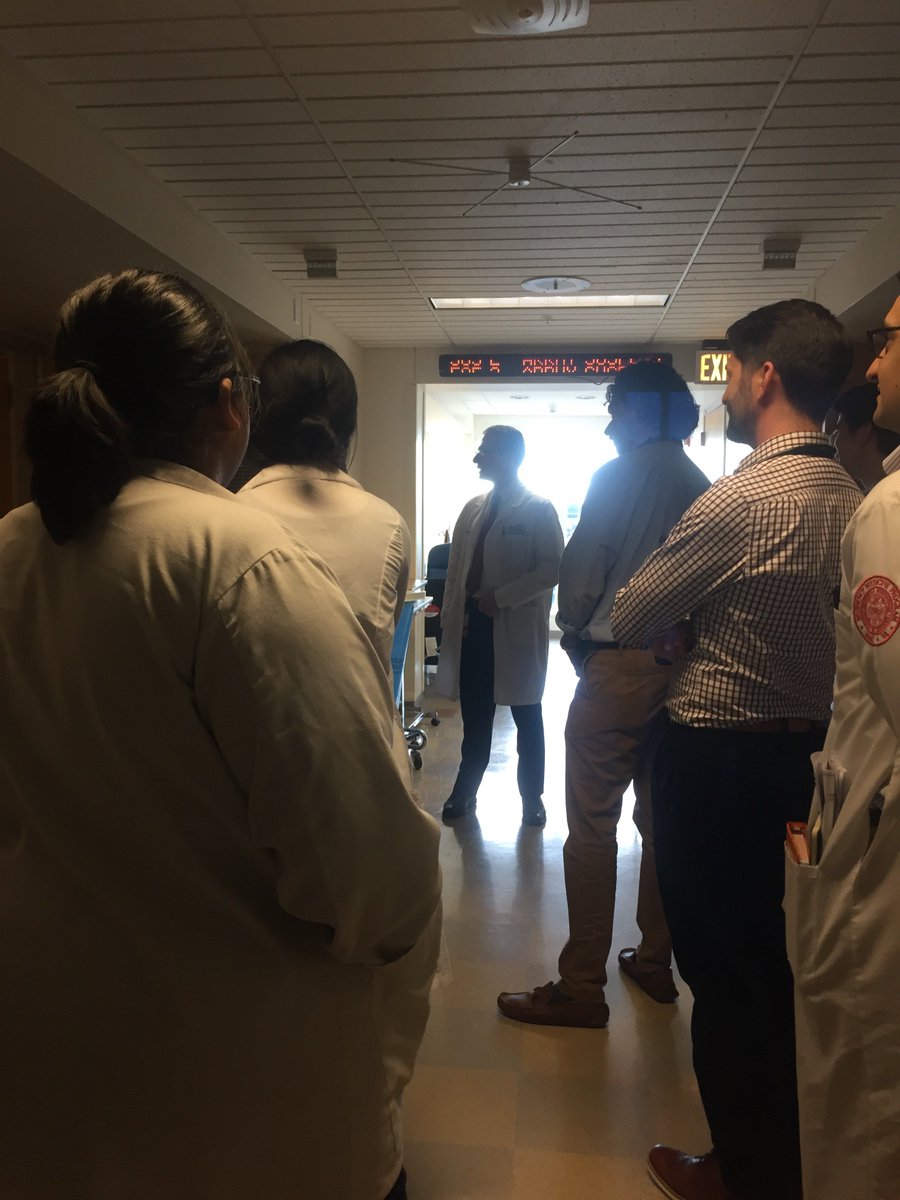 Payel_MD's tweet photo. Cardiac exam rounds with our CMO Ravin Davidoff #wff #winterfunfest @BMCimRES https://t.co/FI3HIxomoo