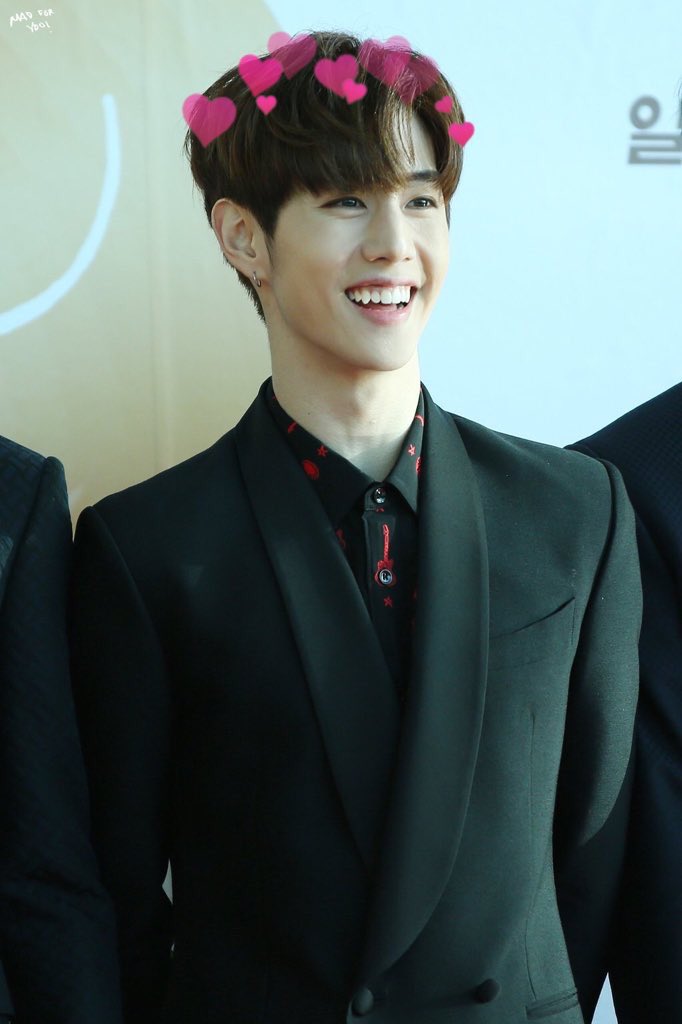 idols_withheart's tweet photo. 💕Mark Tuan💕 https://t.co/WwL3GN3M0a