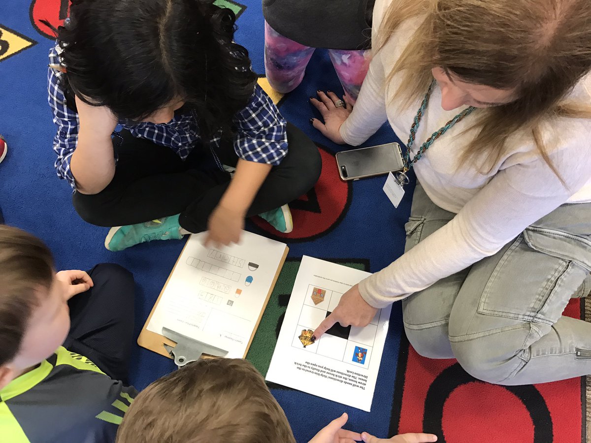 patriciaeyer's tweet photo. @WOSnews #msrossiwos #mrsyelinwos #msbookmanwos students thinking critically problemsolving, working collaboratively...having so much fun! https://t.co/bSaAKDab5n