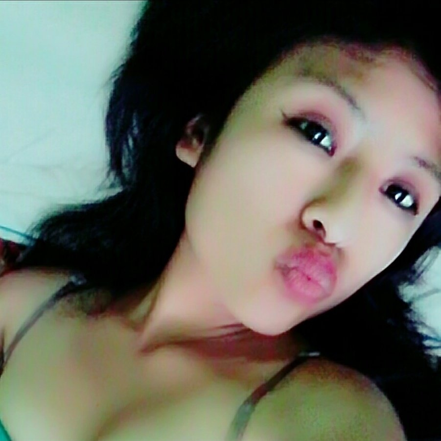 BrendaSucl's tweet photo. #MisLabiosExtrañanTusBesos 💋😔😘💏 https://t.co/1E9as2e6J4