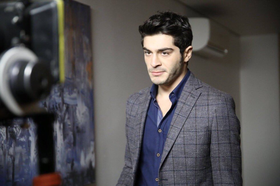 Турецкий актёр бурак дениз. Бурак дениз. Бурак дениз. Бурак дениз последнее. Бурак дениз реснички настоящие.