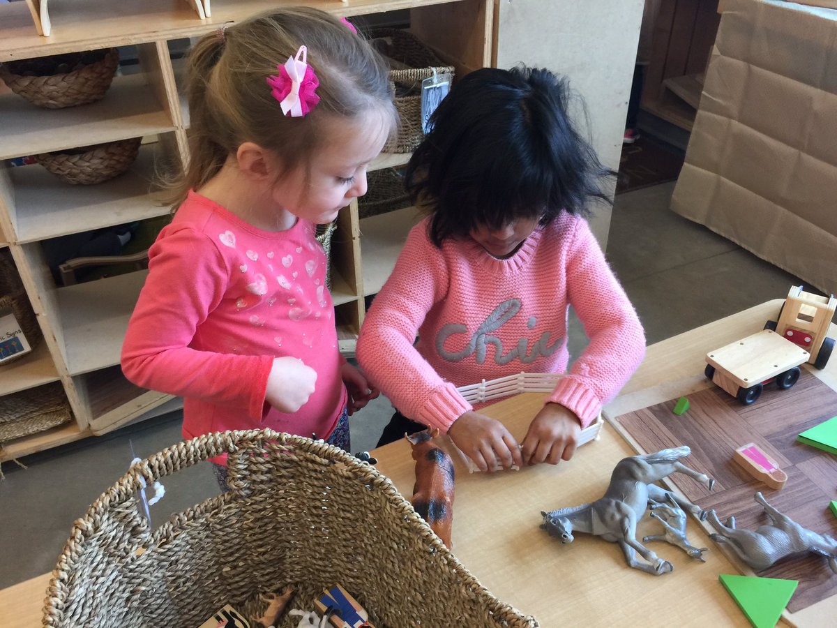 LittleFallsPS's tweet photo. Lots of positive pink play partnerships today in #JKSK! @KLCarlyle #wearpinkday #neverhavetobealone #pinkpositivity #HSCertES @smhassist https://t.co/meE0gqrFYw
