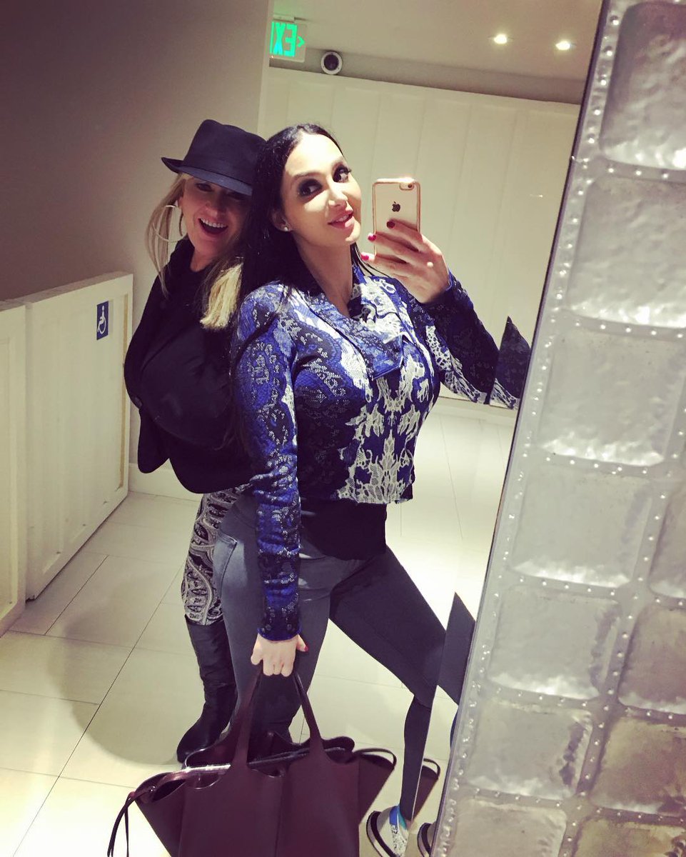 anderson09090's tweet photo. Me and @kaylaleevag https://t.co/gMREbAy1kR