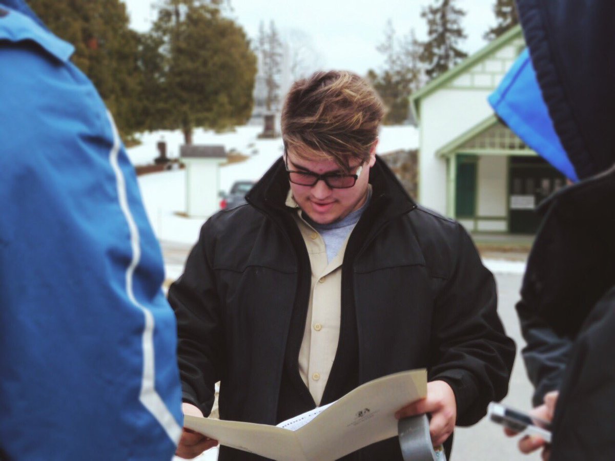 j0l33__'s tweet photo. Freezed our butts off #eaglescout #billiongraves @99Stp @OrionEthan @dennij2002 https://t.co/kORIq2SeJS