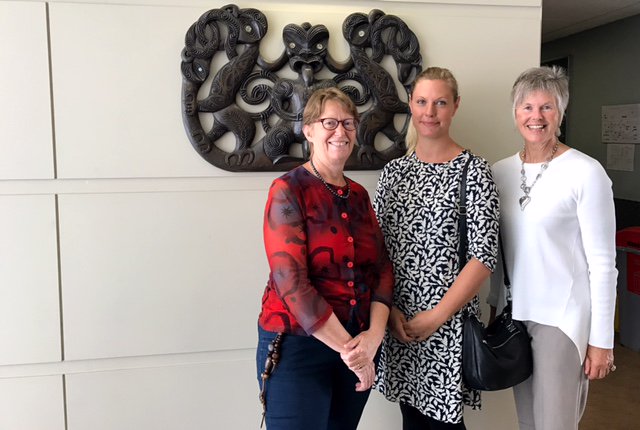.#AUTActiveAgeing <a href="/vwstclair/">Val Wright-St Clair</a> @Stephen_Neville welcomes gerontology student <a href="/MayaKylen/">Maya Kylén</a> #CASELunduni  to <a href="/AUTuni/">AUT University</a>, presenting on home &amp; health