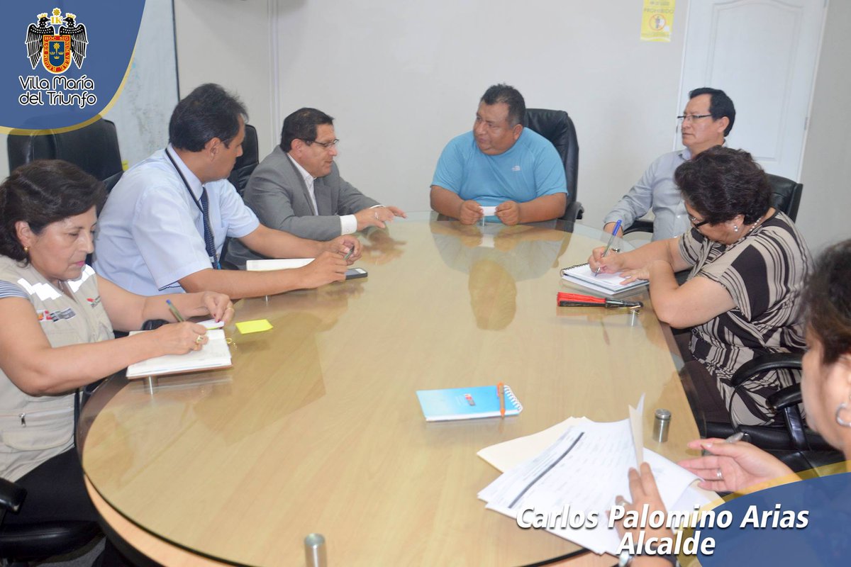 Muni_VMT's tweet photo. ►¡Lucha contra la anemia! Alcalde Carlos Palomino y el Director de la DISA Lima, Jorge Flores, trabajarán campañas de salud en VMT. https://t.co/wrNUN9yQPZ