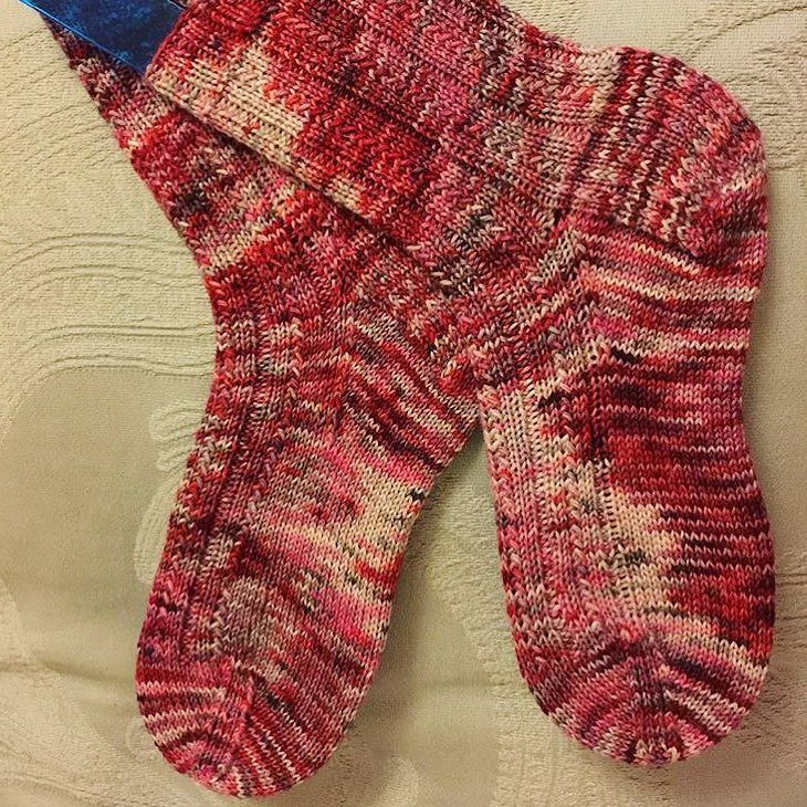 AUshopUK's tweet photo. Our Sunday Knitting Knights wish they could knit ALL their socks out of #strandeddyeworks … https://t.co/GnjwLd3Cev https://t.co/i6QqGtwHX2