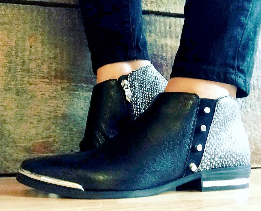 FergieFootwear's tweet image. These boots are made for walkin, &amp;amp; that's just what they'll do...👢 #fergie #blameitontheshoes #shoelover #ankleboots dsw.com/shoe/fergie+in…