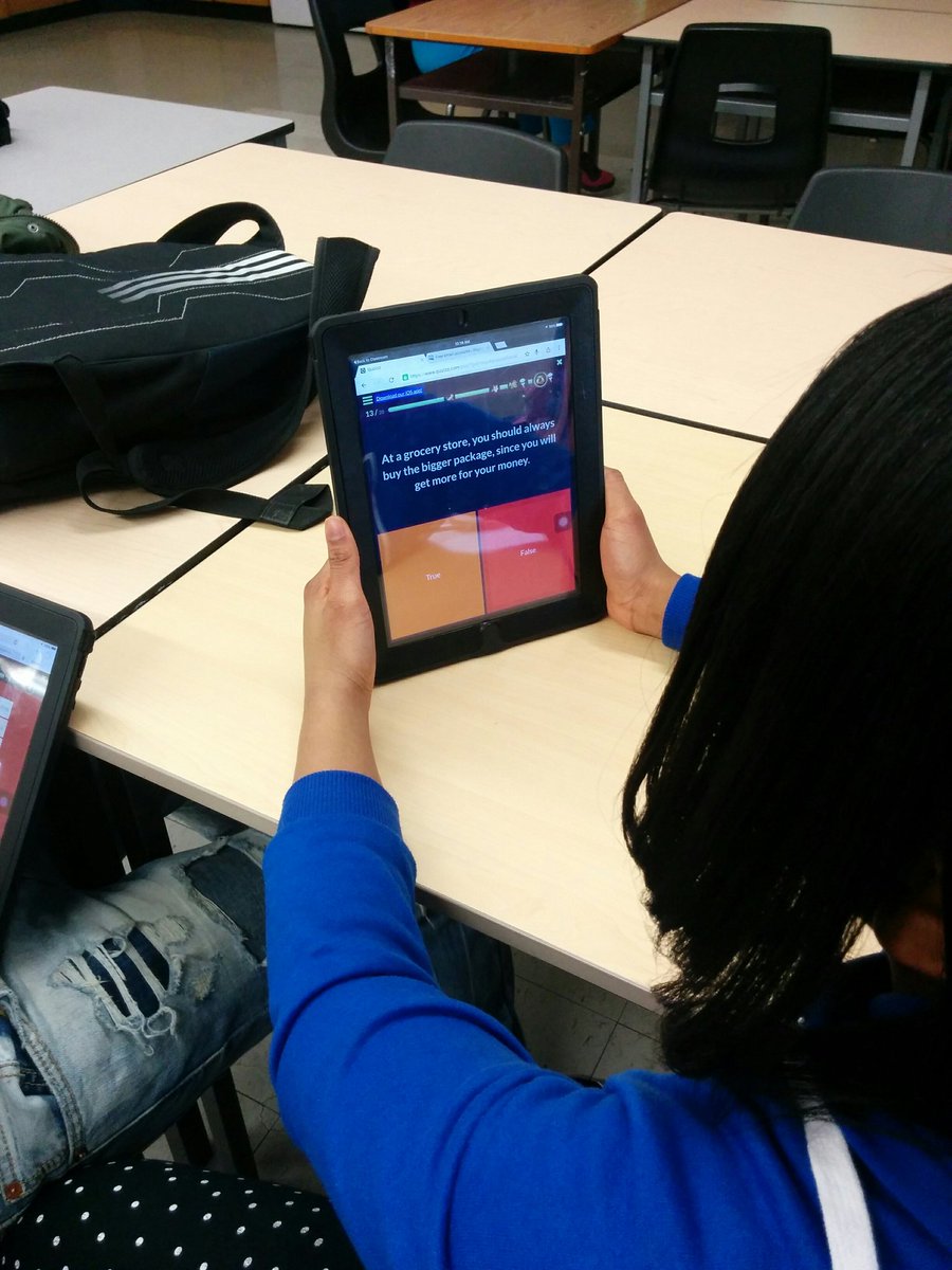 MsAmoako's tweet photo. Tried out @quizizz for the first time today as a pre-instruction tool in #HIF2O. Totally fun with subtle competition! 👍 https://t.co/6vLC1cjE5P