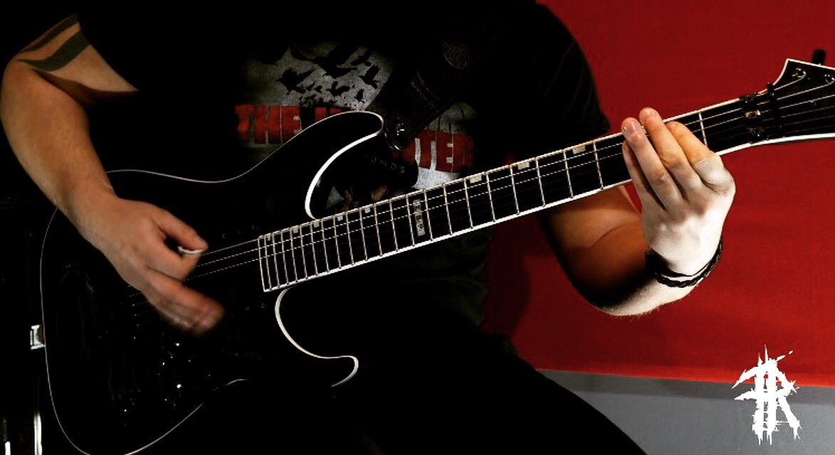 See our first guitar play through on Facebook! facebook.com/forgottenremai…
#guitar #thrashmetal #metal #forgottenremains #esp #emg #engl