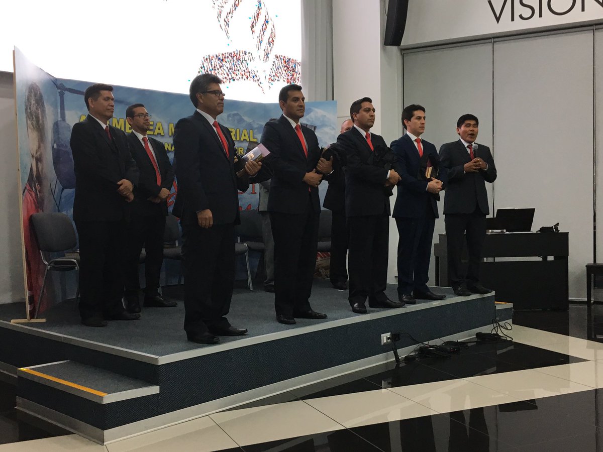 Mediante la Imposición de las manos, son apartados para el Santo Ministerio Pastoral 4 Siervos de Dios en la #AsambleaMinisterialMPCS