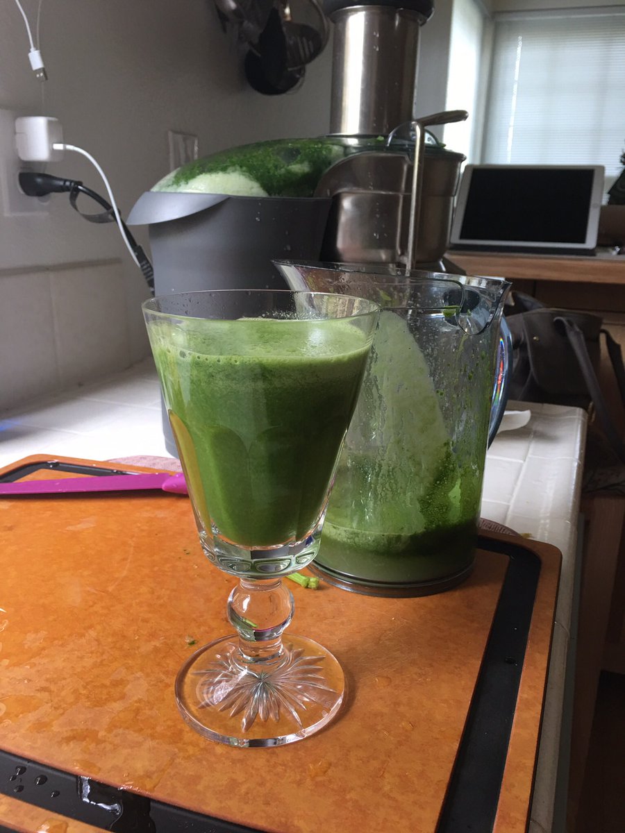 TwoManyChis's tweet photo. @ChiBellaCook  This is really good green stuff! https://t.co/d09IQOefrN