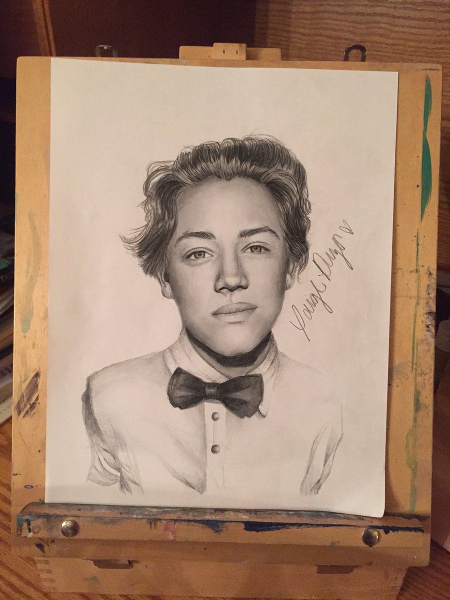 paigearias13's tweet image. Had to draw @EthanCutkosky bc I love him