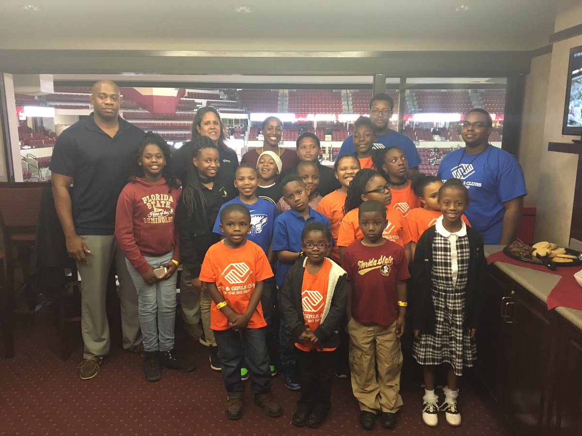 Stefanie_Bowden's tweet photo. Great night at the @fsuwbb game @FSUTuckerCenter with @BGCBigBend. #GreatFutures #BGCBB @ComcastFL #FututreLeaders #GoNoles https://t.co/wQlHfze60p