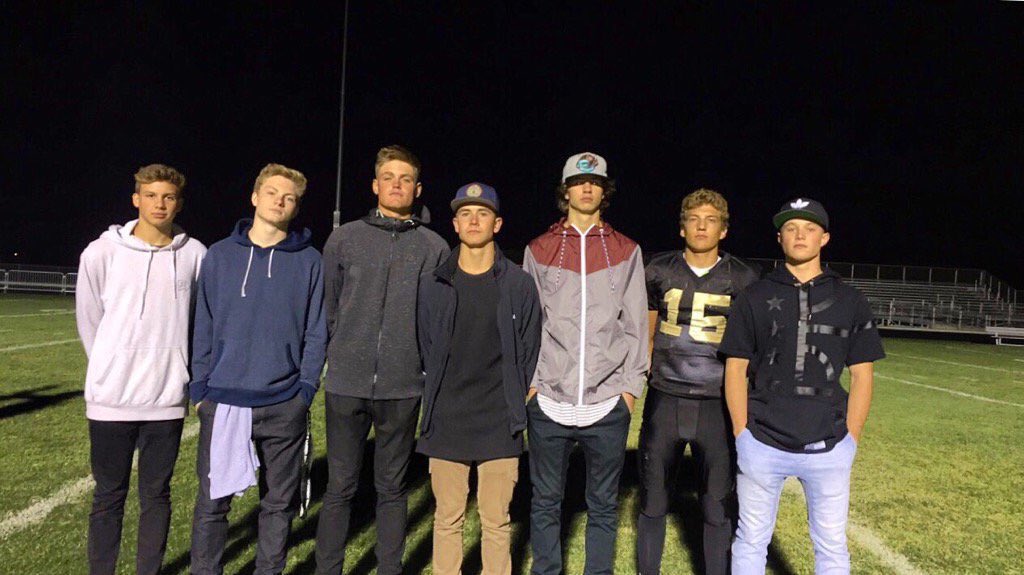 bcall71's tweet photo. Happy birthday tmad hit him up @ mr.worldwide🎉🎉 https://t.co/PyO9zJ9BO0