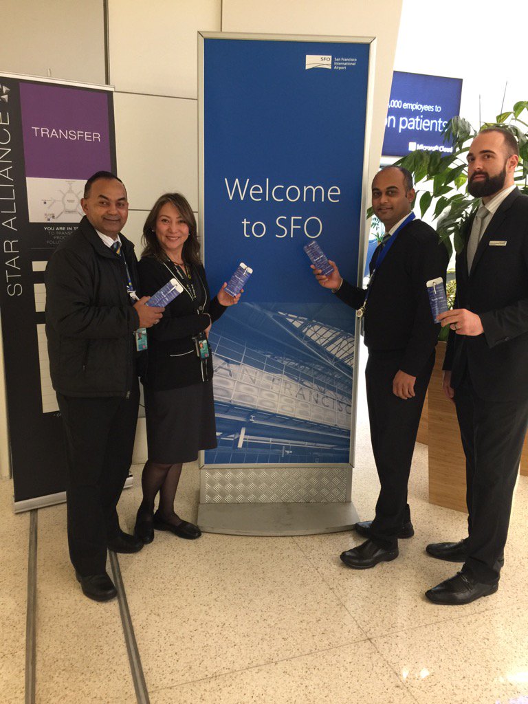 LoLoSFO17's tweet photo. Employee Appreciation is in full swing @SFO!! Thank You for All You Do!! #WeAreUnited #United #TeamSFO https://t.co/FJPCJcrZFf