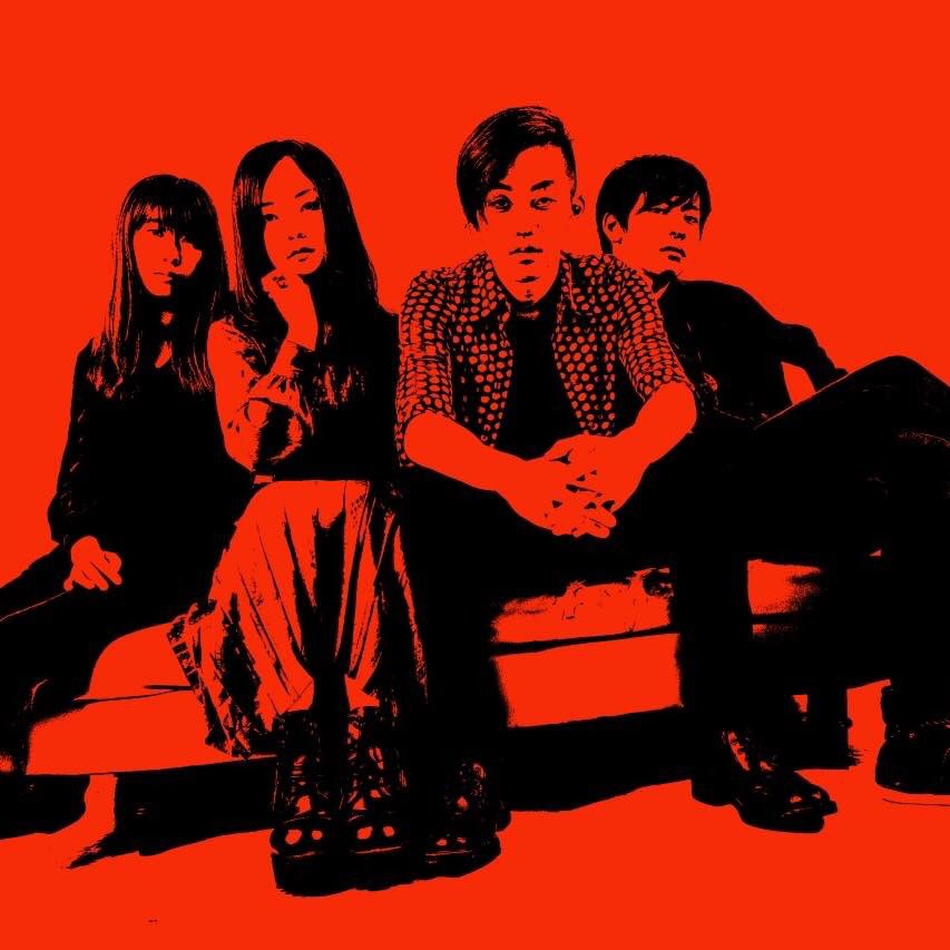 tmm03P's tweet photo. お客さん、スタッフの方々、演者さん、サポートドラムのナカシーさんありがとうございました！中盤にも関わらずアンコールまでさせていただいて本当に恐縮です。。

4年間ありがとうございました、ヌ・シャボンヌでした。 https://t.co/WiD208YwUS