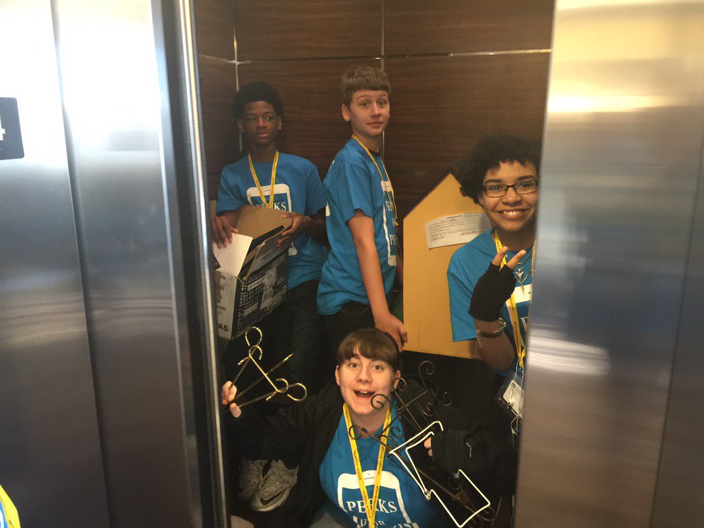 RMSRebels's tweet photo. RMS Rebels enjoying Beta Convention #betacon17 https://t.co/xobZTknpf9