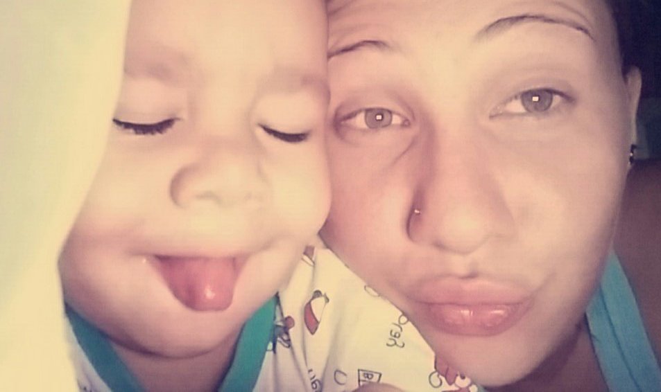DMelo47's tweet photo. Quem disse que vou dormir mamãe?? 😂 #tocandooterror https://t.co/sGpU65aS4m
