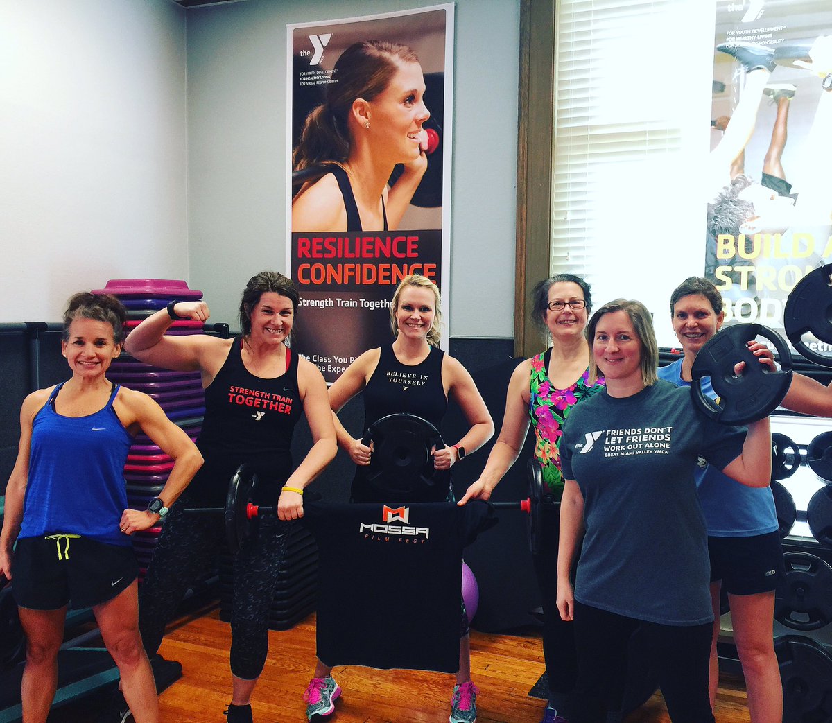 Hamilton_YMCA's tweet photo. Part of the mighty Monday crew who brought the 💪🏼 today in #StrengthTrainTogether. It's Free Friend Week, don't miss all the ❤️ healthy fun! https://t.co/LnRZXYV7qQ