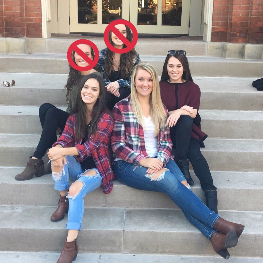 emilyefranssen's tweet image. Date party update: 2 down, 3 to go #gettingdesperate