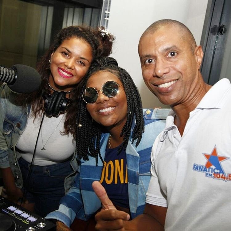 danadosdalud's tweet photo. Hoje a Rainha #Ludmilla participou do quadro " É Tudo Nosso " da #RadioFanaticaFm 😍❤ https://t.co/fTD8bsAHbO