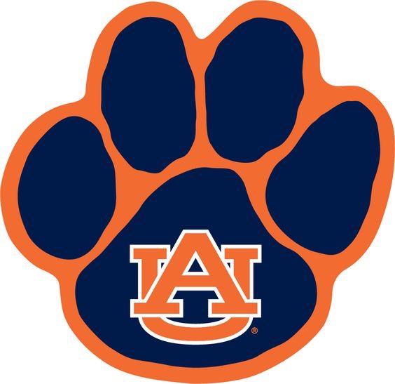 LouisaMcPhers14's tweet photo. So happy to announce that I will be running at Auburn University! Go tigers! 💙 #WarEagle https://t.co/EOJMJMschi