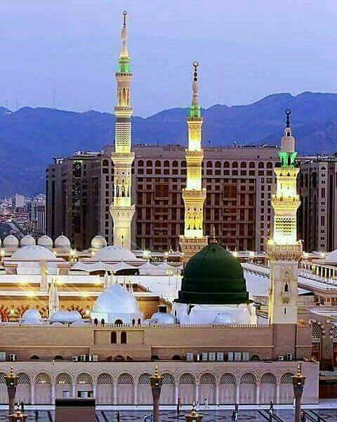 العبد يُرهقه التفكير و الرب تبارك وتعالى يملك التدبير ..
من اعتز بمنصبه فليتذكر فرعون
ومن اعتز بماله فليتذكر قارون