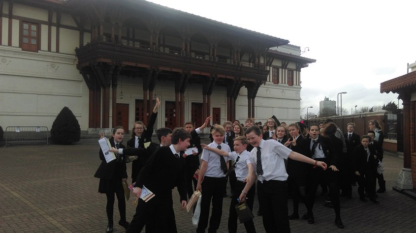 Year 7 visited the Hindu Mandir in Neasden on Friday 3rd February for RE. The students were excellent and found the trip very rewarding.