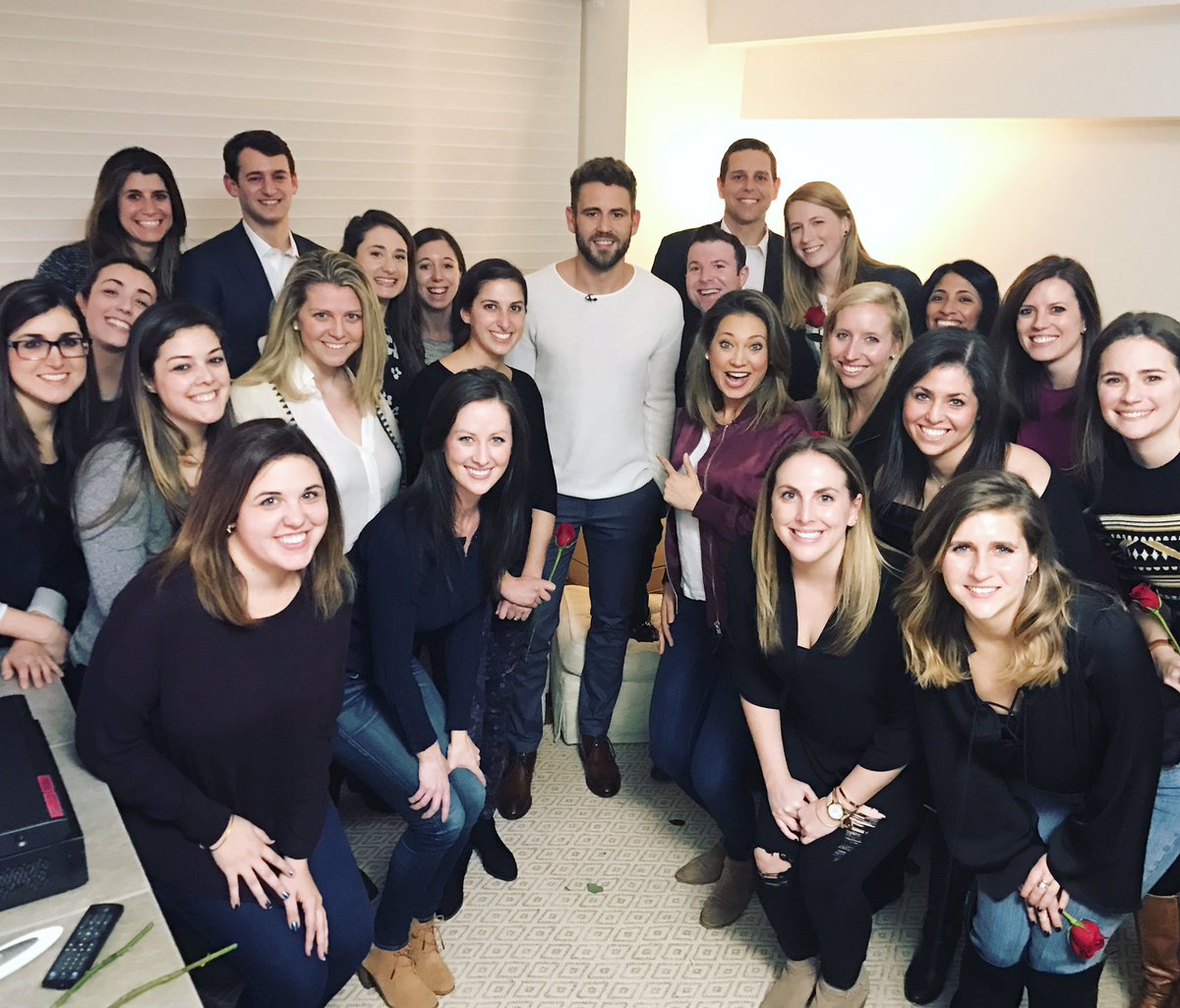 Bachelor 21 - Nick Viall & Vanessa Grimaldi - FAN Forum - Discussion #21 - Page 3 C4CB-CKWMAASW92