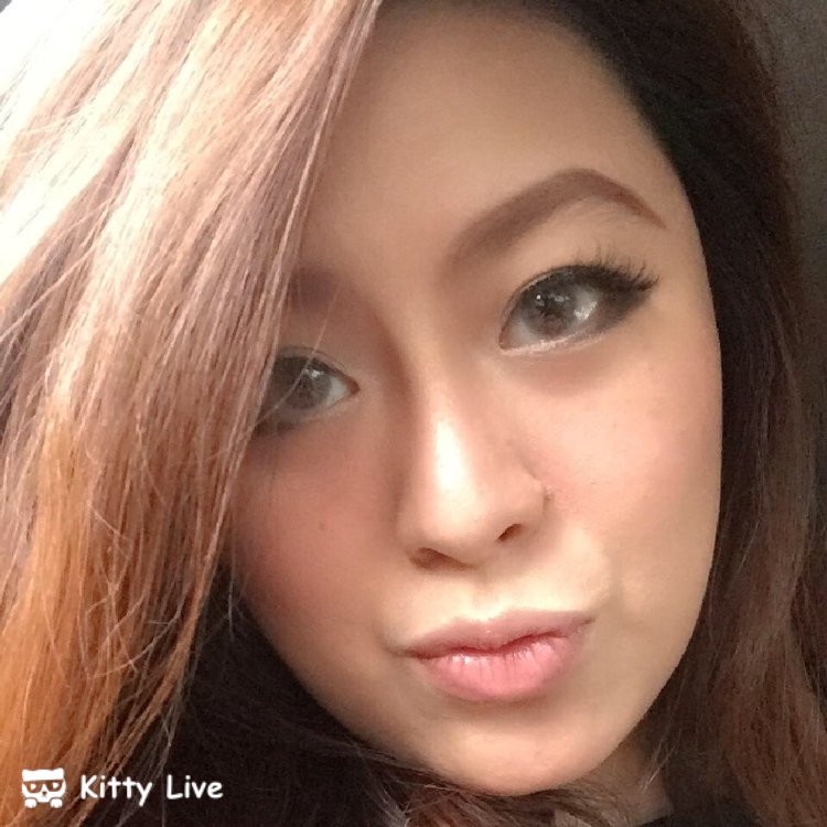 reycath's tweet photo. Hi friends, there is an amazing live show in Kitty Live, come now.https://t.co/7HQnaDESy3 https://t.co/djsexjBHre