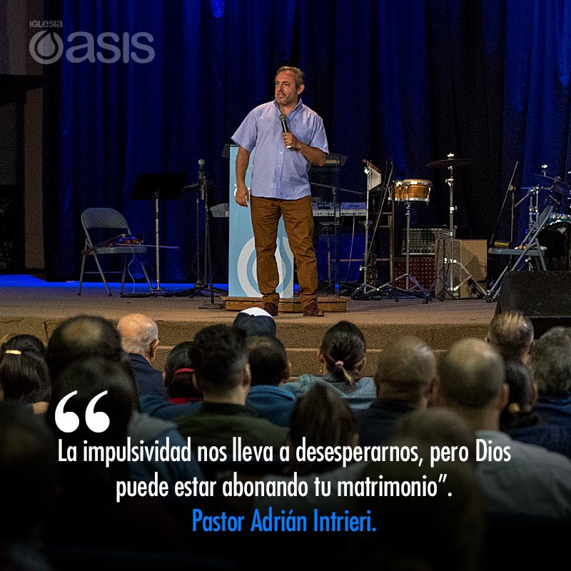 OASISIGLESIA's tweet photo. Noche donde los esposos se perdonan y bendicen entre si, y donde con mucha sabiduría los matrimonios han sido instruidos! #AdrianIntrieri https://t.co/EUD1BUBDSg