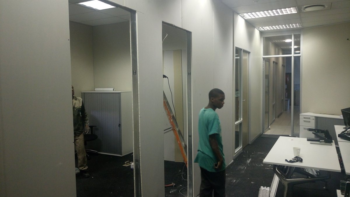 mrcprojects's tweet image. Here we installed new drywall with two doors and, two windows aswell. And paint the office.