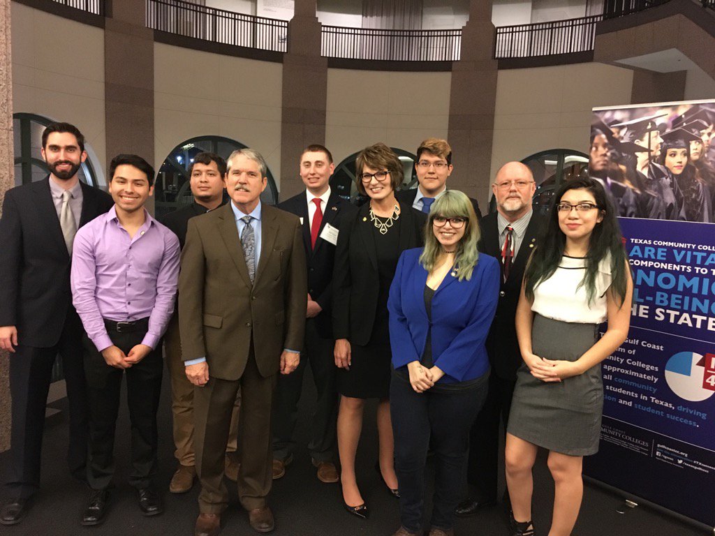 Chairman <a href="/SenLarryTaylor/">Larry Taylor</a> paused for another photo with <a href="/SanJacCollege/">San Jacinto College</a> students <a href="/hellyer_brenda/">Brenda Hellyer</a> and <a href="/dmimssjc/">Dan Mims</a>