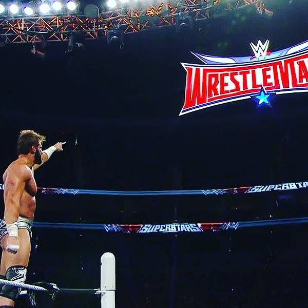 The_KFM's tweet photo. @ZackRyder This is still my favorite picture of 2016.  #ThenNowForever #WWWYKI https://t.co/ASqHjFmOtT