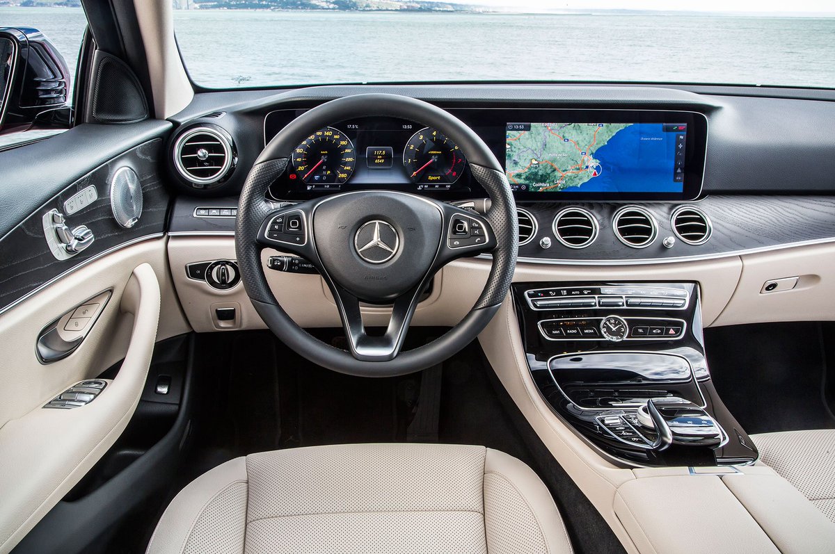 allluxuryglobal's tweet photo. All Luxury Global - https://t.co/XPF4CEtRWk https://t.co/UL0C2wTuYx