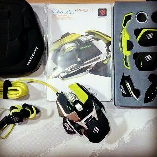 GamerLab1's tweet image. Madcatz Pro X Set