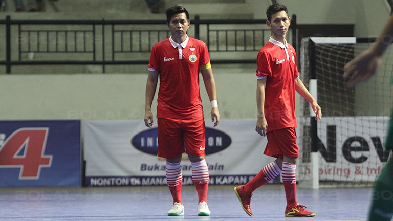 BREAKING NEWS! Resmi! Eks Kapten Persija Perkuat Kaimana FC bolalob.com/read/46699/res… #PFL2017